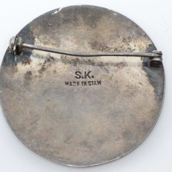 Vintage Sterling Nielloware Siam Brooch - Picture 2 of 5